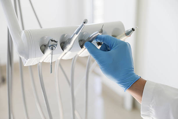 Professional Teeth Whitening technician working in Ludlow, KY